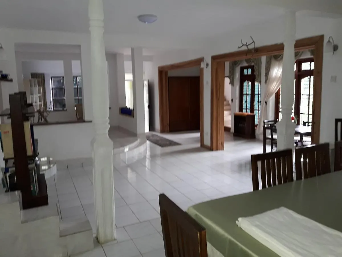 ** Värdshus Ka Mario Hotell Kandy Sri Lanka
