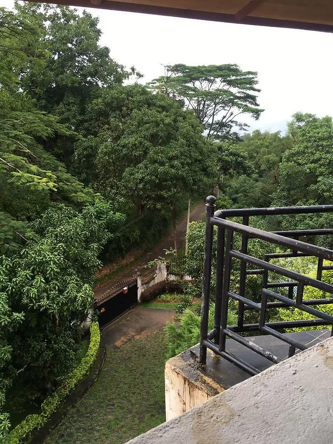 Ka Mario Hotel Kandy Fogadó